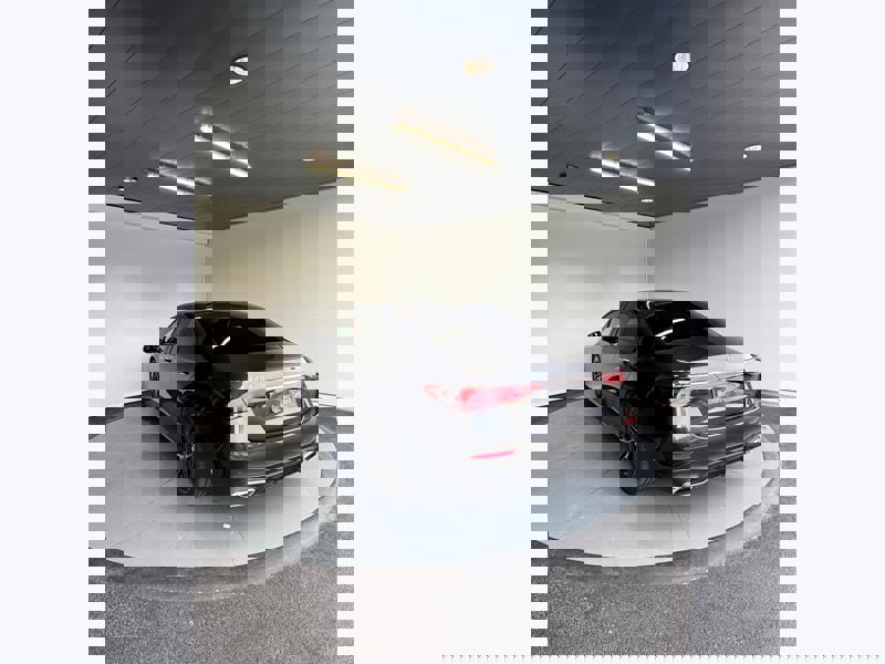 Image Mercedes-Benz CLASSE E BERLINE 220 d AMG Line  